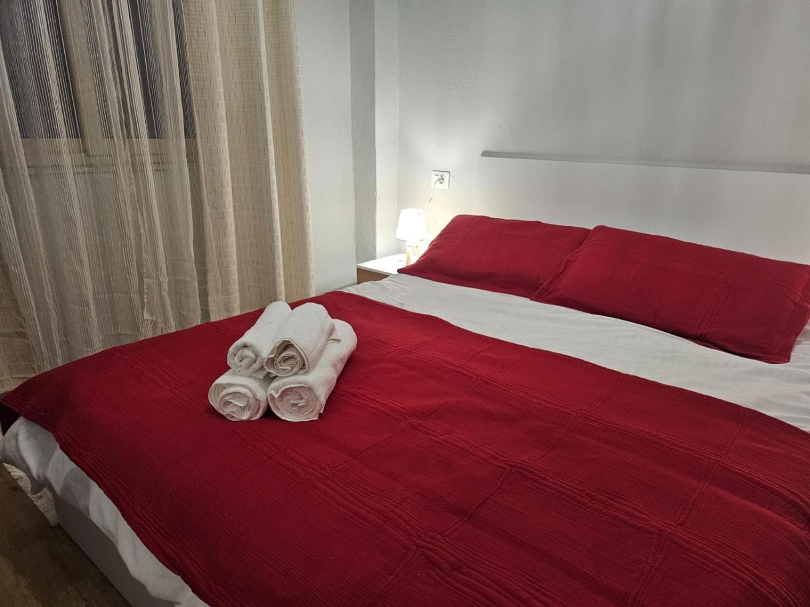 Library Apartment By Bohem Rentals Durres Luaran gambar