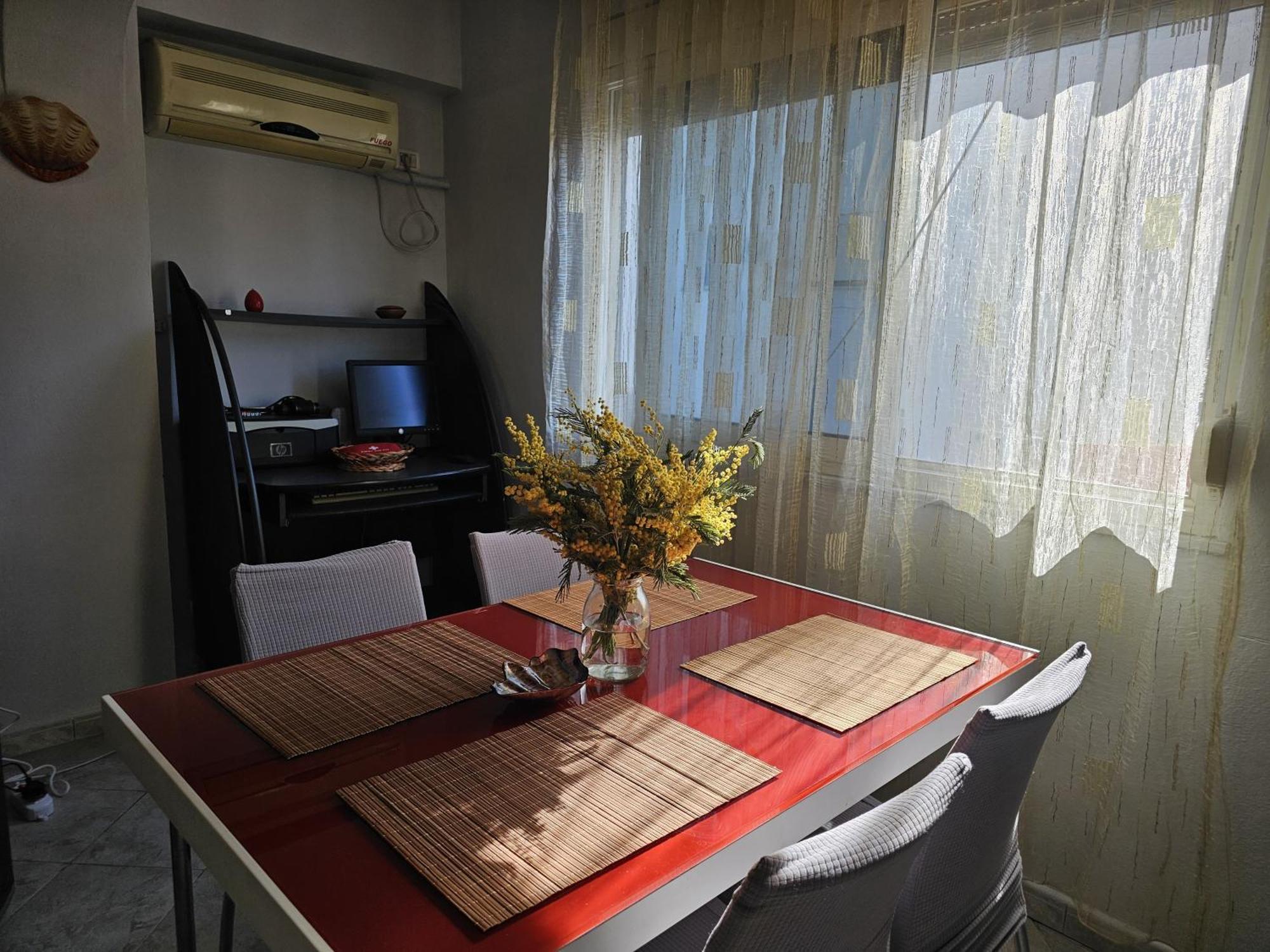 Library Apartment By Bohem Rentals Durres Luaran gambar